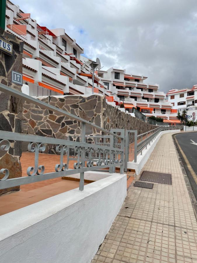 1 Bedroom Apartment With Stunning Sea View Arona  Εξωτερικό φωτογραφία